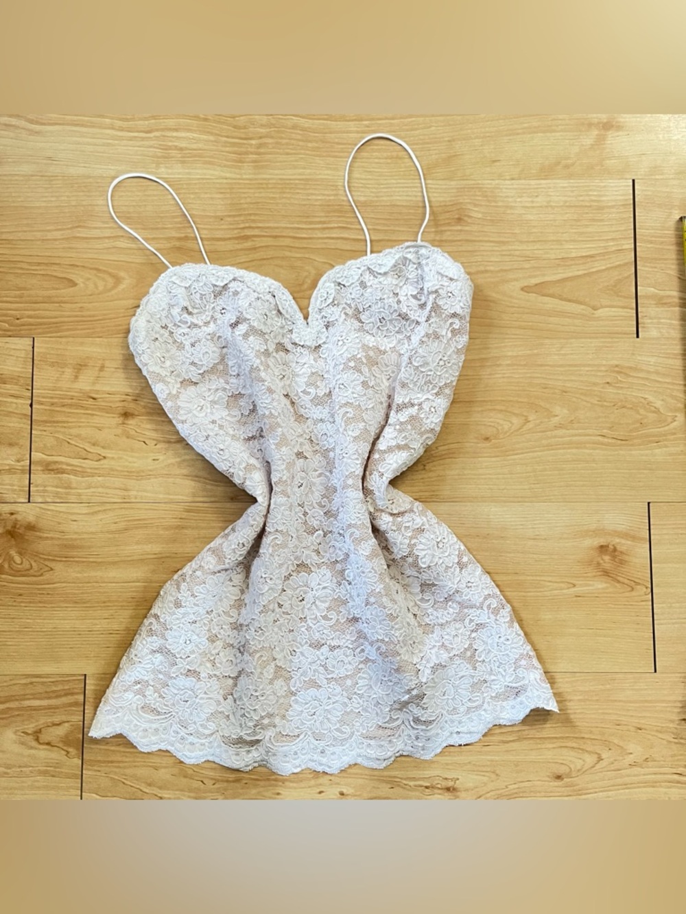 vintage deadstock victorias secret gold label white lace slip